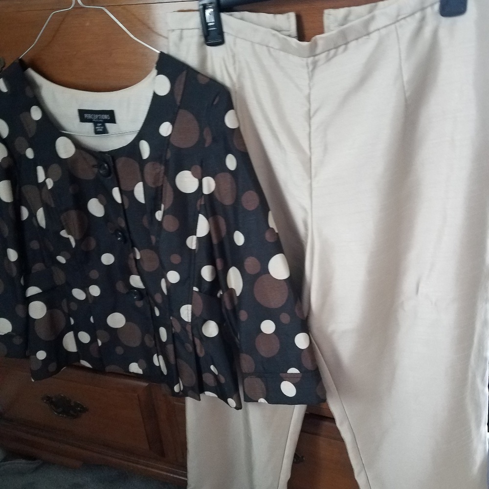 Perceptions Petite Size 12P 2 Pcs Suit Brown Gold